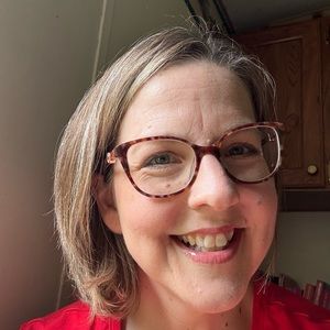 Meet your Posher, Kim